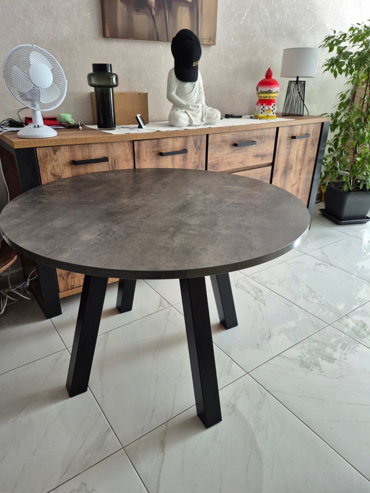 table  ronde  pour  salle a manger ou cuisine