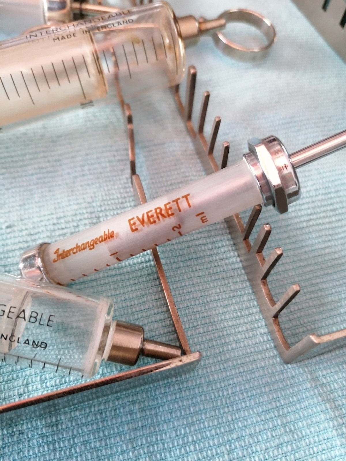 Cameco Everett Chance injectieset Engeland 30-65 + naalden, Antiquités & Art, Curiosités & Brocante, Enlèvement ou Envoi