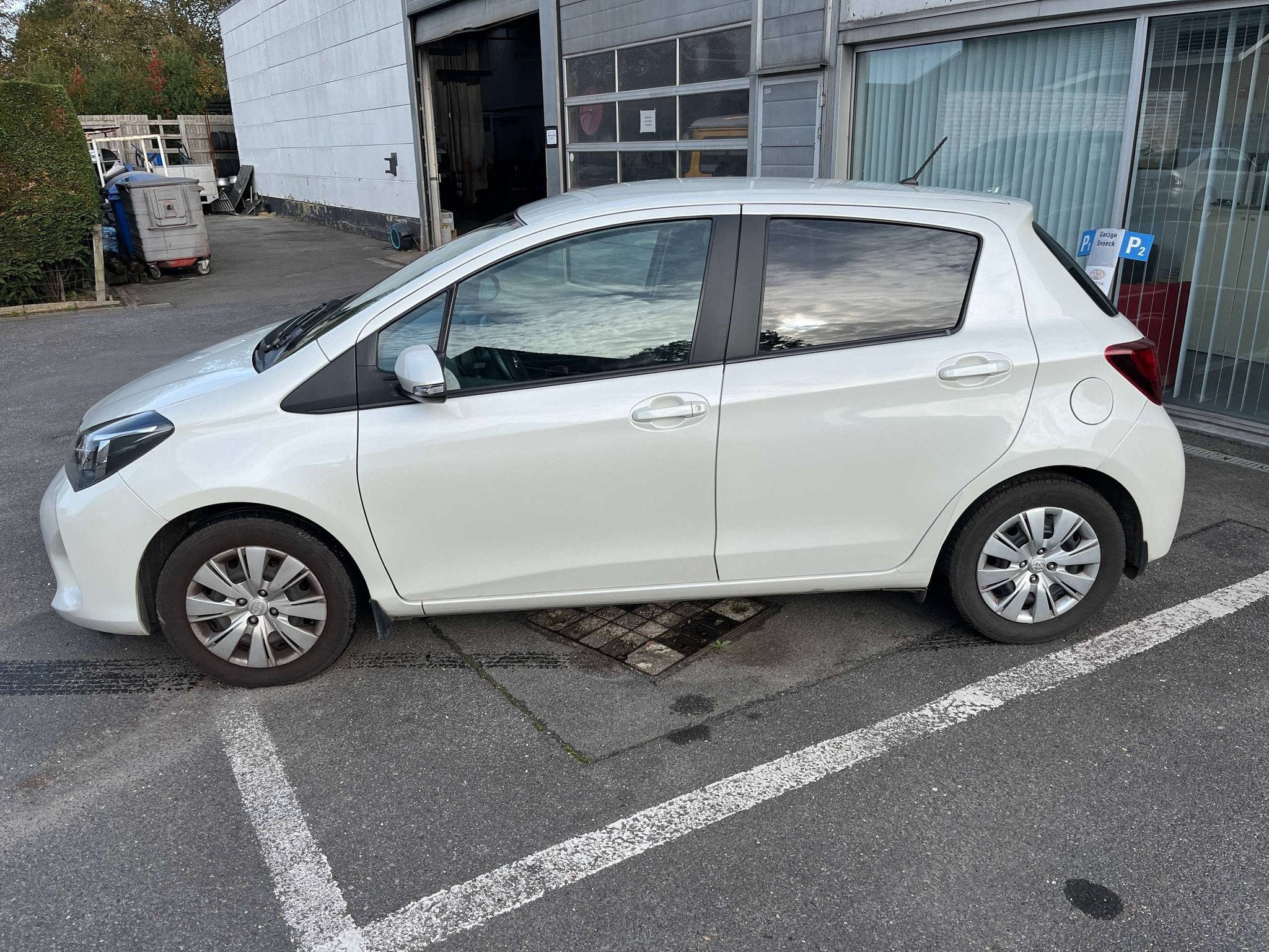 Toyota Yaris Yaris 1.0i VVT-i Life, Autos, Achat, 998 cm³, Euro 6, Entreprise