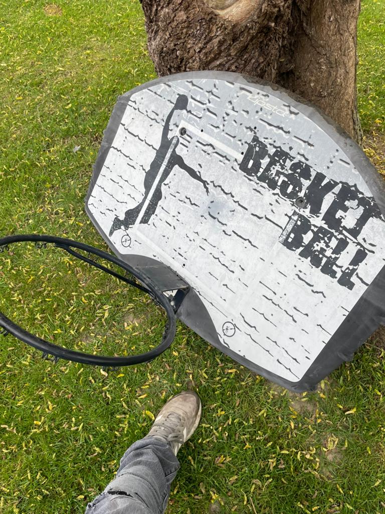 Basketbalring groot, Ophalen, Gebruikt, Bal