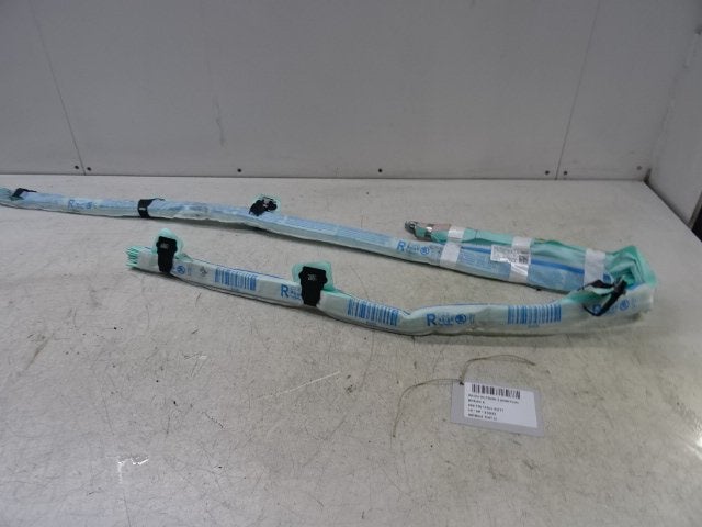AIRBAG TOIT DROIT Skoda Octavia Combi (5EAC) (5E0880742), Autos : Pièces & Accessoires, Utilisé, Skoda