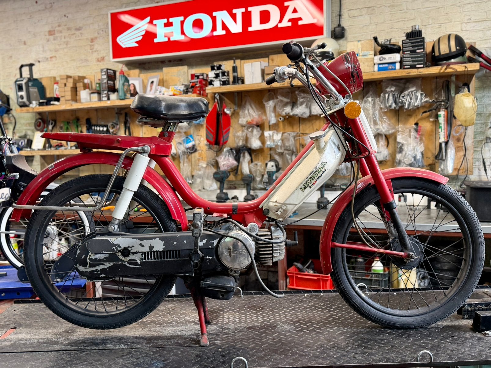 Honda camino b klasse, Enlèvement