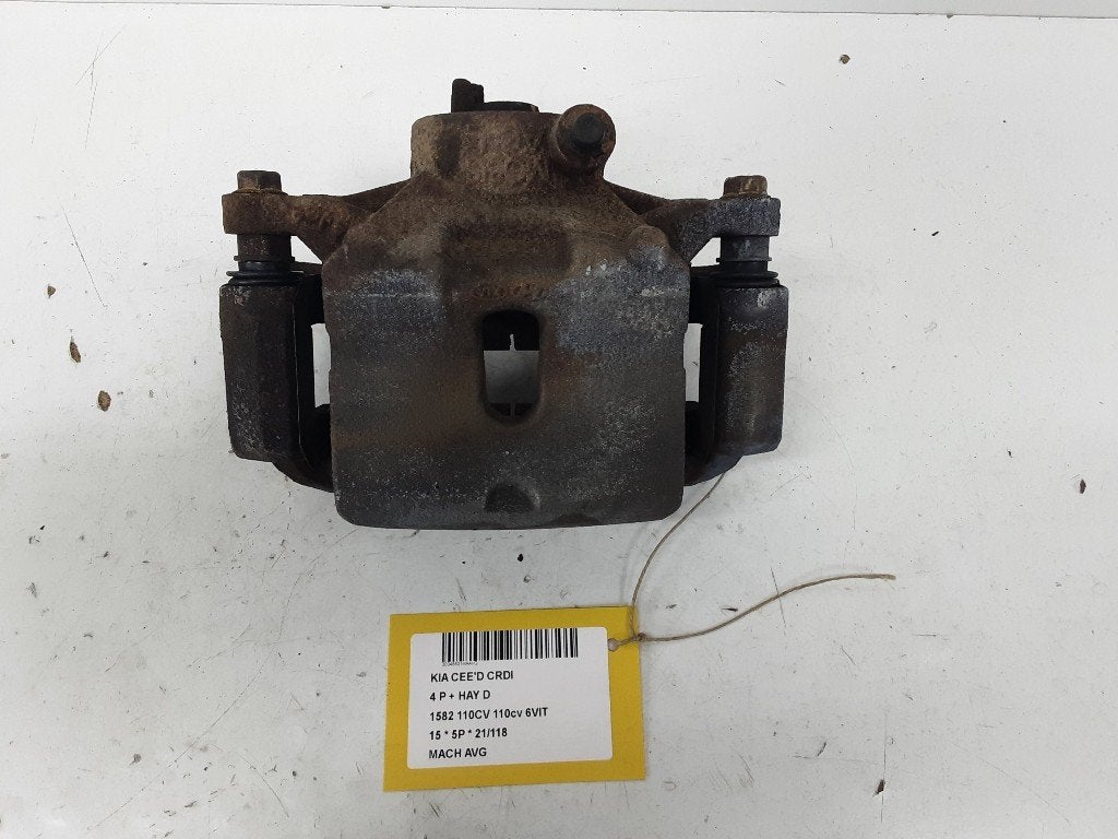 REMKLAUW LINKS VOOR Kia Cee'd (JDB5) (01-2012/07-2018), Info@kia.de, Theodor-Heuss-Allee 11
60486  Frankfurt am Main, DE, Kia Deutschland GmbH