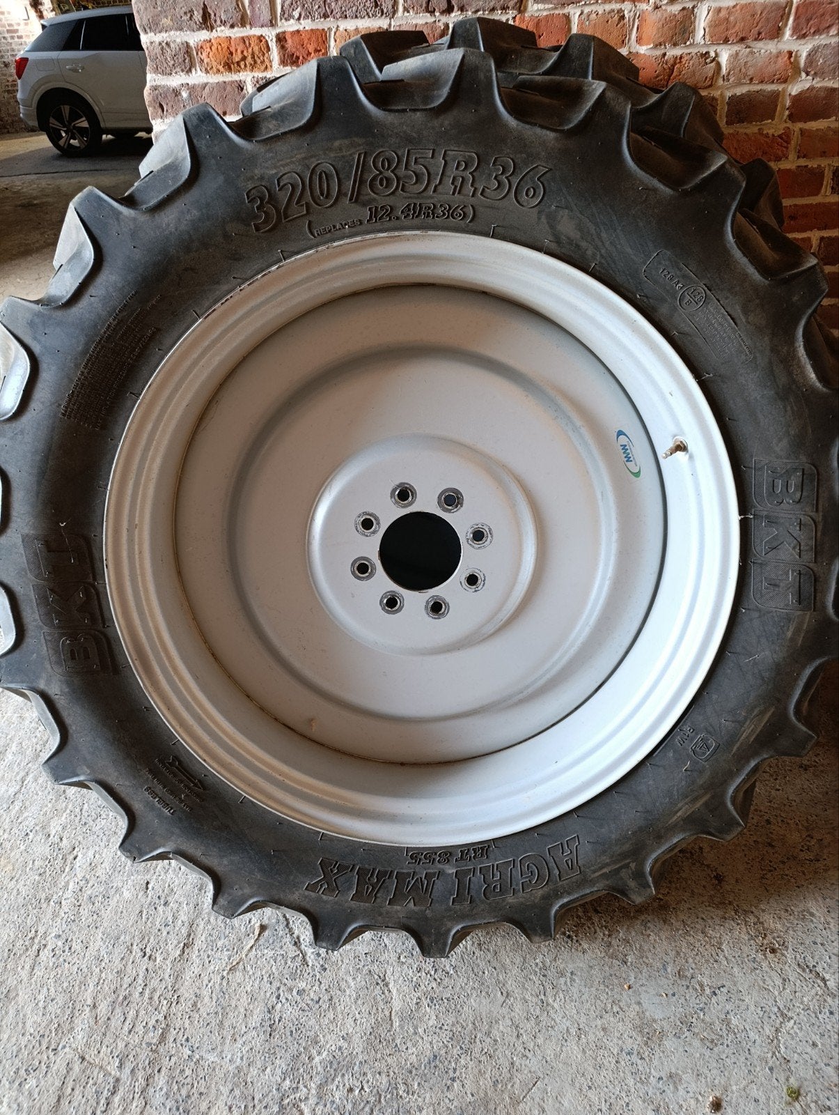 tractorbanden, same deutz 12.4 R36, Zakelijke goederen, Ophalen, Same