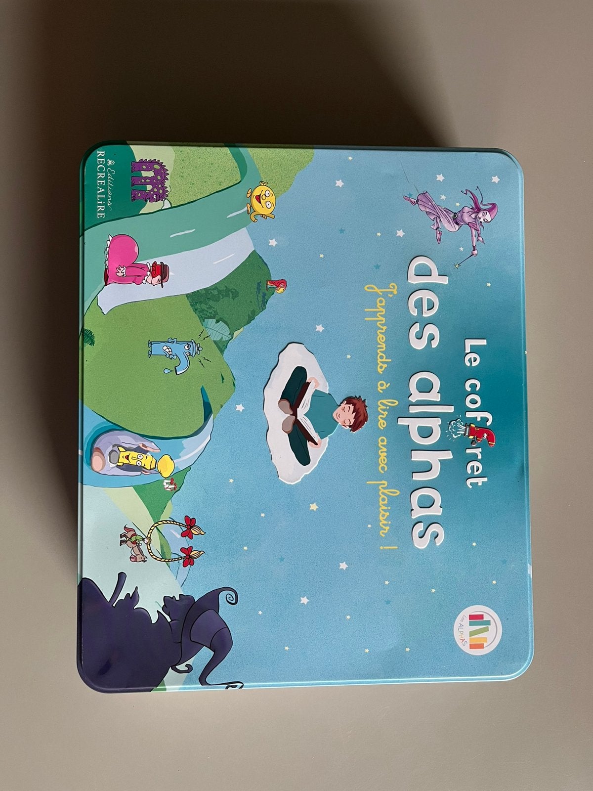 De doos van Alphas (metaal), Boeken, Ophalen of Verzenden, Zo goed als nieuw