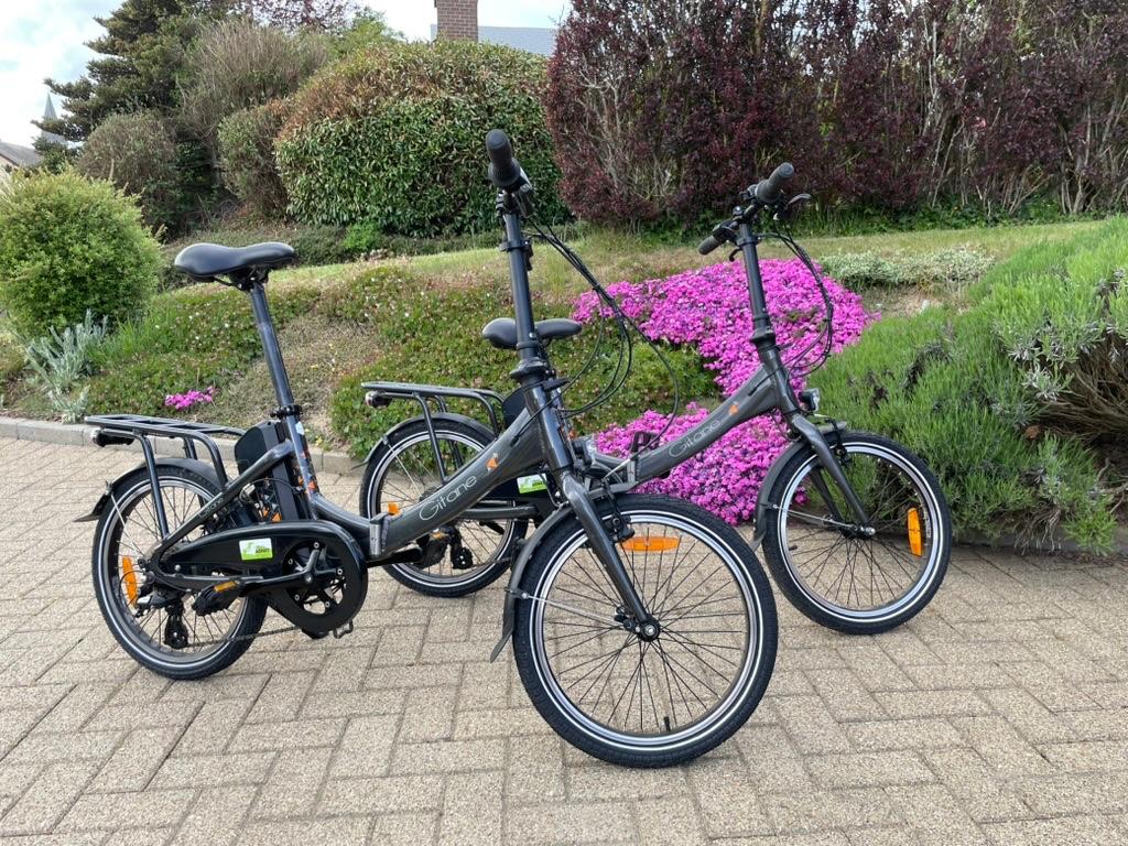 2 Vélos électriques pliants Gitane E-Nomad, Autres marques, Vitesses, Frein sur jante, Comme neuf
