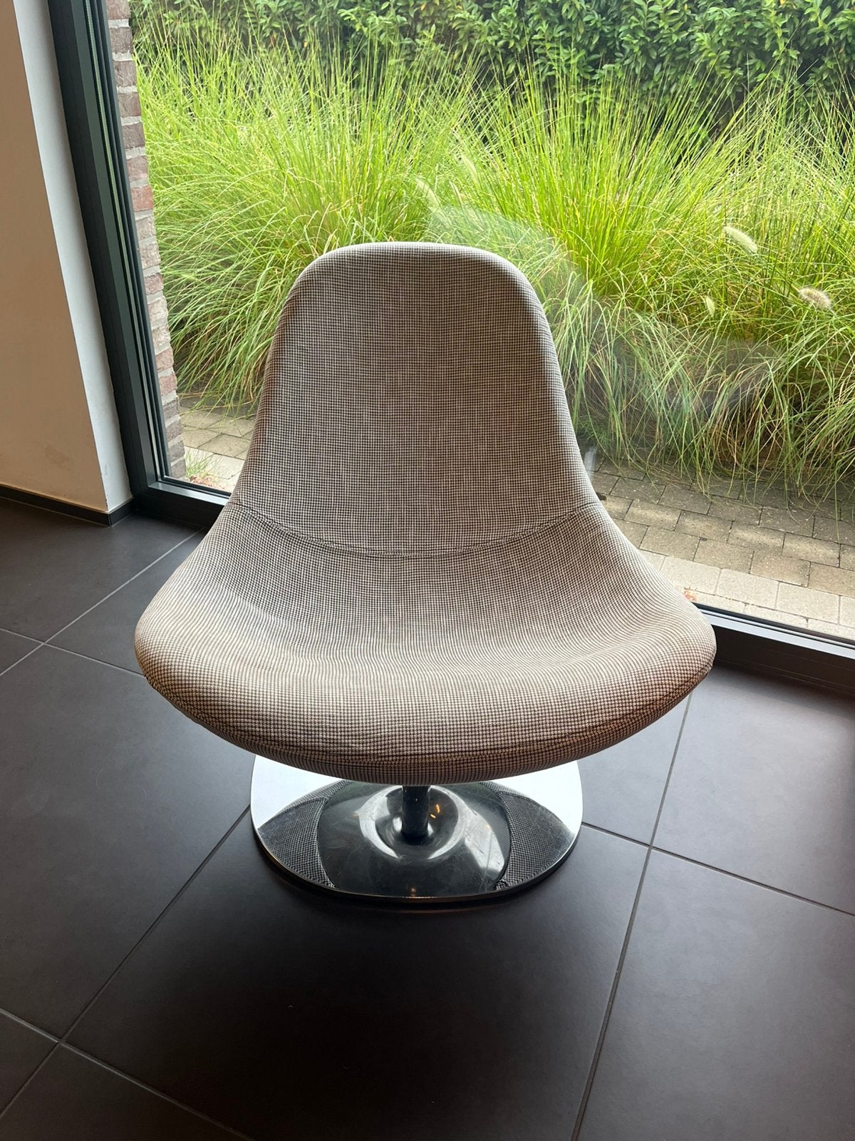 Retro Ikea Tirup draaiende kuipstoel (design Carl Ojerstam), Huis en Inrichting, Stoelen, Ophalen, Gebruikt, Metaal, Eén