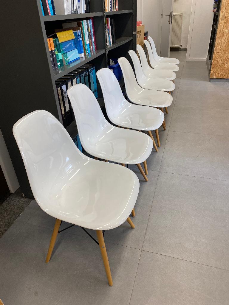 Eames eetkamerstoel DSW ABS wit, Huis en Inrichting, Stoelen, Wit, Zo goed als nieuw, Modern, Vijf, Zes of meer stoelen
