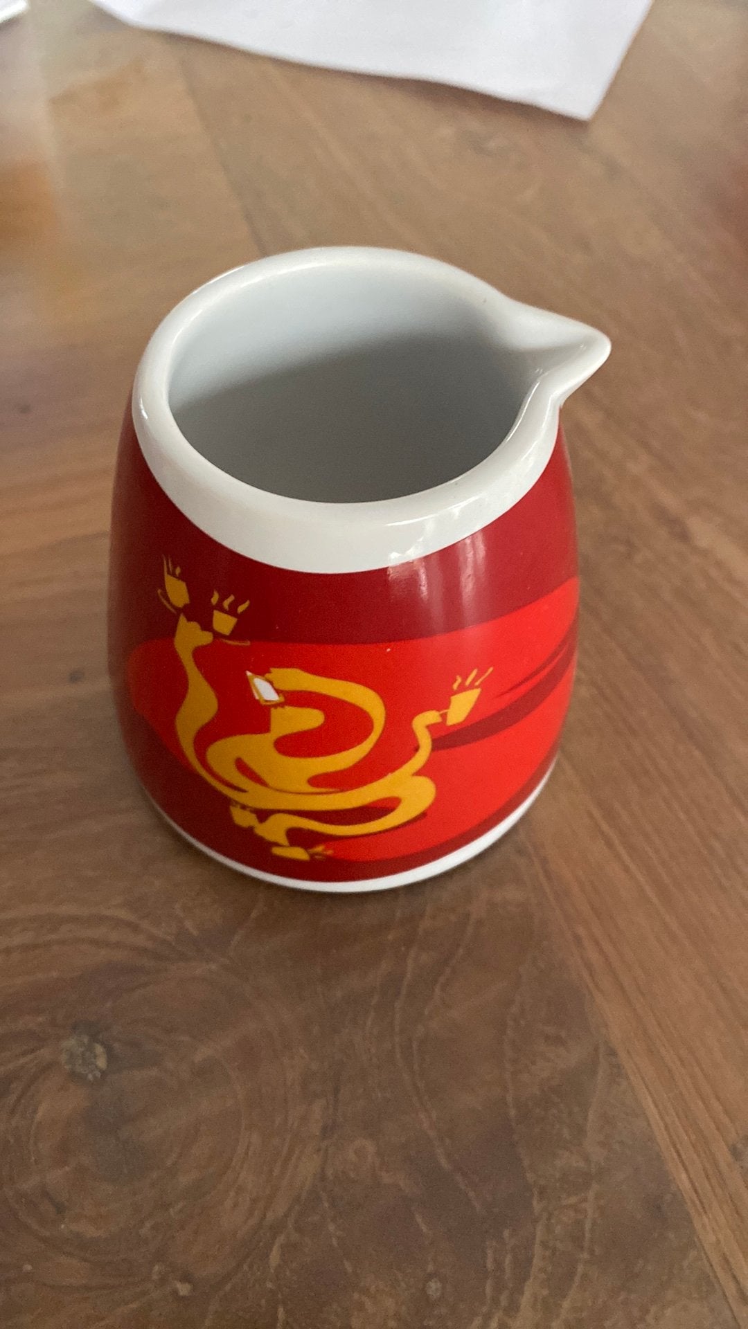 Douwe egberts melk kannetje.  In andere zoekertje kopjes enz, Ophalen, Zo goed als nieuw