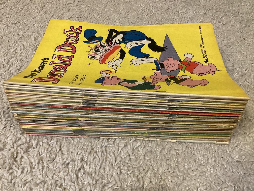 42x Donald Duck Weekblad - Jaargang 1962 - Kan per stuk, Meerdere stripboeken, Ophalen of Verzenden, Gelezen