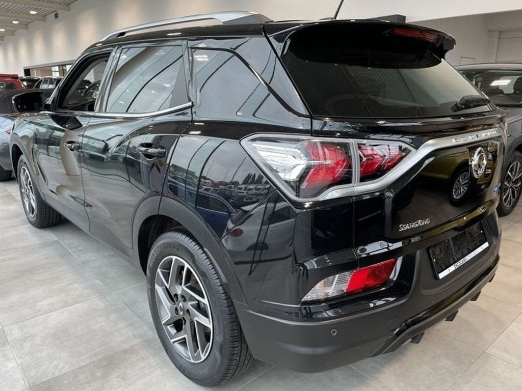 SsangYong Korando e-motion Automaat / Half leder / Virtual, Auto's, SsangYong, Automaat, Zwart, Elektrisch, 5 zetels