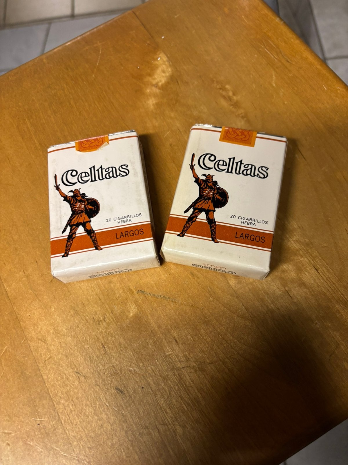 2 paquets de cigarettes Celta's (Espagne), Collections, Enlèvement ou Envoi, Comme neuf