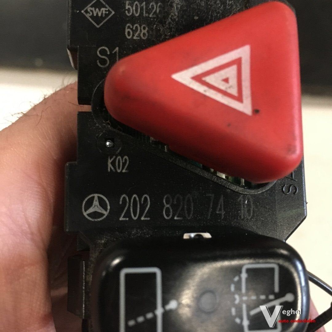 Mercedes C202 station Alarmlichtschakelaar met diverse schak, Gebruikt, -, -, Ophalen of Verzenden