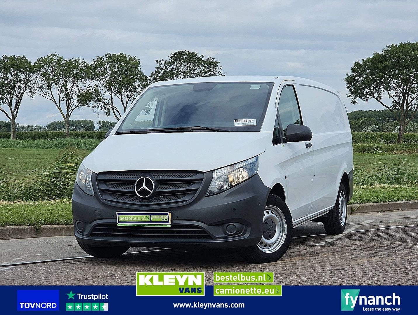 Mercedes-Benz VITO 111, Auto's, Bestelwagens en Lichte vracht, Wit, Mercedes-Benz, Bedrijf, Te koop
