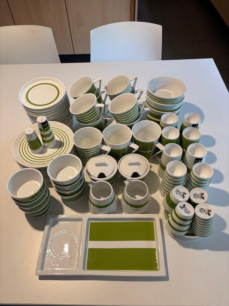 SALT & PEPPER SERVIES ‘Green’ 71stuks, Huis en Inrichting, Modern, Ophalen