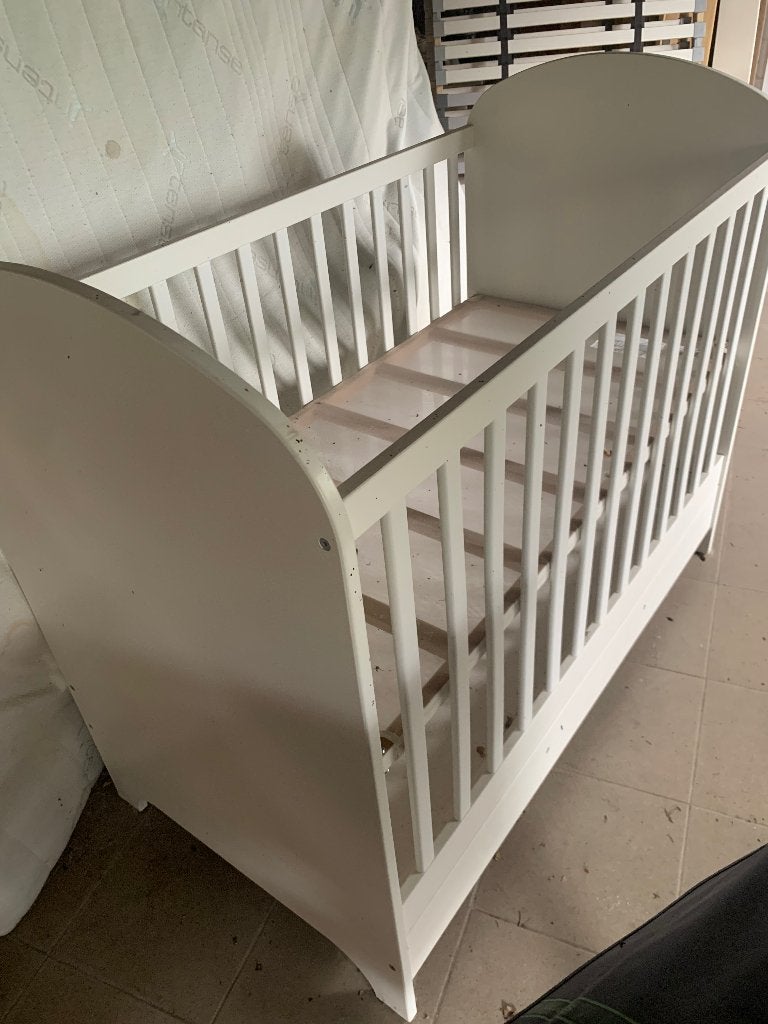 Babybedje, Kinderen en Baby's, Babywiegjes en Ledikanten, Ophalen, Zo goed als nieuw, Ledikant