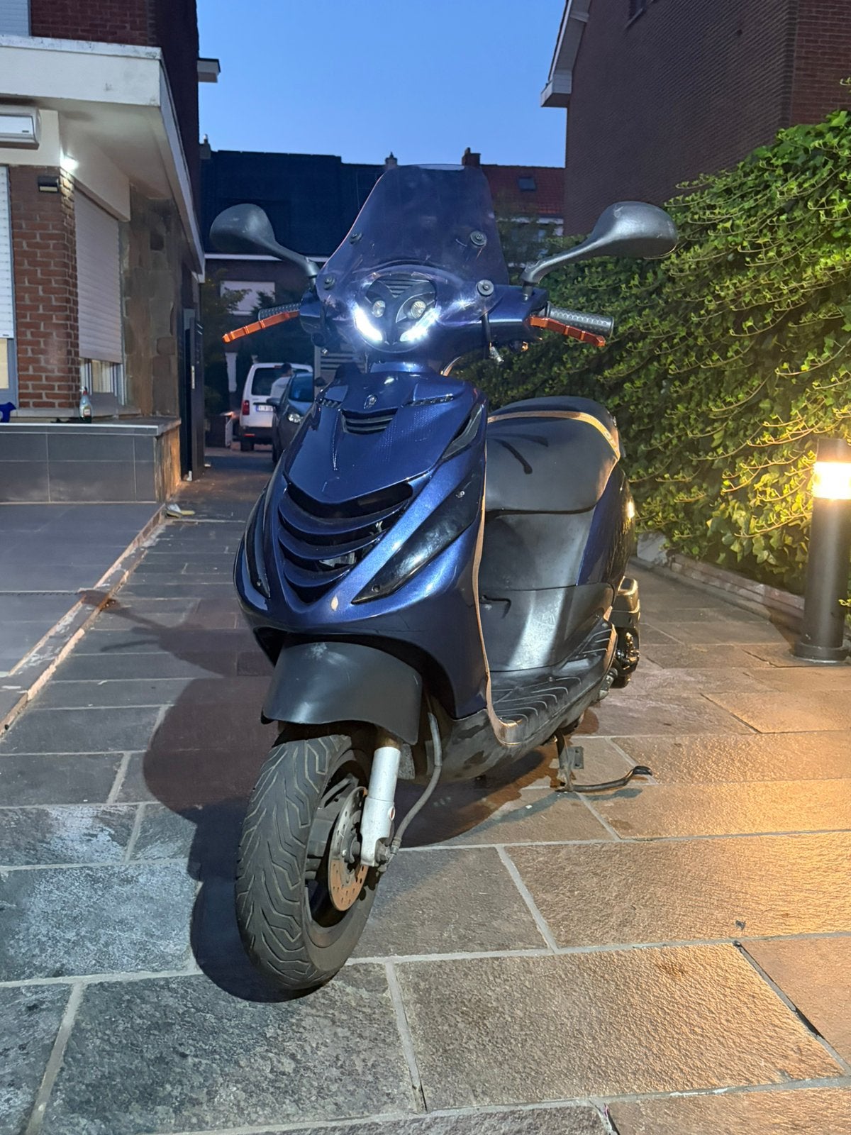 Piaggio zip 4t b klasse, Fietsen en Brommers, Scooters | Piaggio, Zo goed als nieuw, Zip, Ophalen