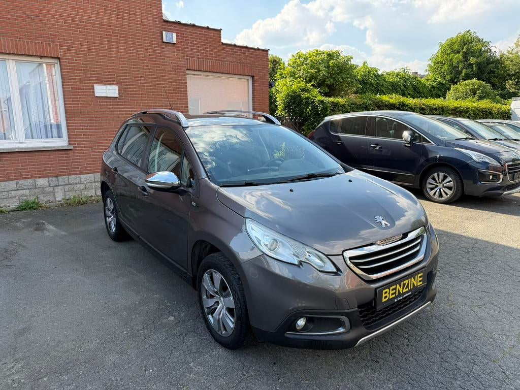 Peugeot 2008 1.2 Style Airco/Navi/Cruise/Garantie, Bedrijf, 5 deurs, Parkeersensor, 4 cilinders