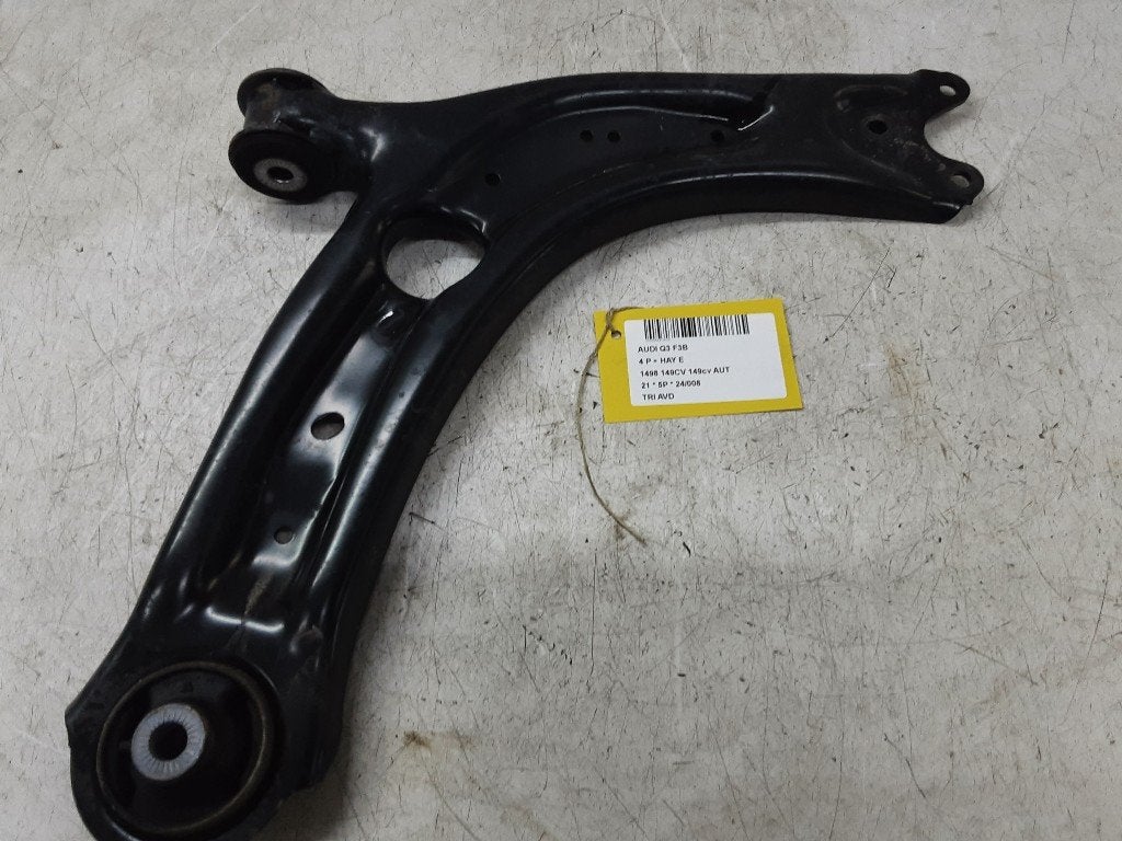 BRAS DE SUSPENSION AVANT DROIT (TRIANGLE) Audi Q3 (F3B), Auto-Union-Straße  1,
85057  Ingolstadt, DE, Info@audi.de, Audi, Utilisé