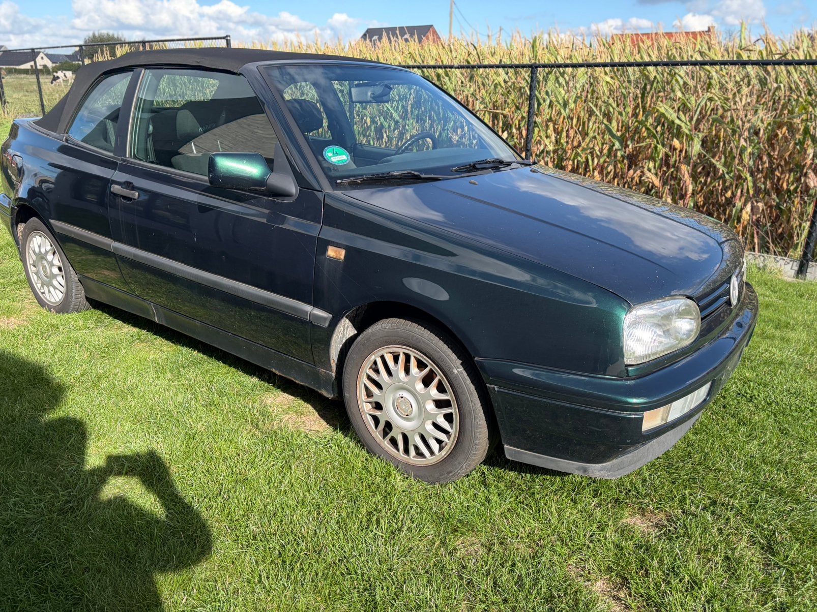 Volkswagen golf 3 1,8 pink floyd, Achat, 90 cm³, Entreprise, Cabriolet