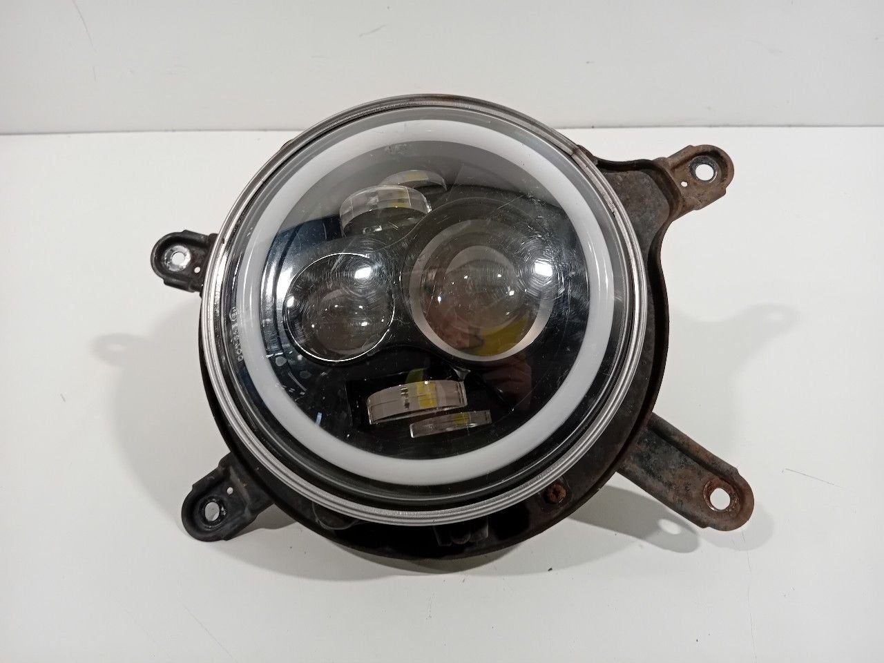 Koplamp rechts Nissan Patrol, Onderdelen@venauto.nl, Van der Ven Autorecycling B.V., Ettenseweg 76, 4706 PB Roosendaal, The Netherlands