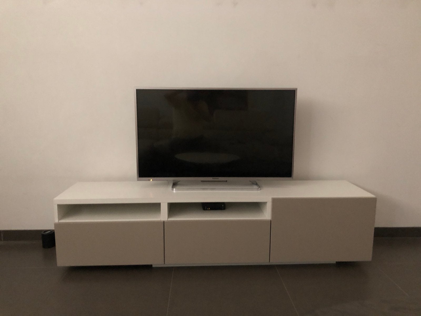Ikea Besta tv kast, Ophalen, Zo goed als nieuw