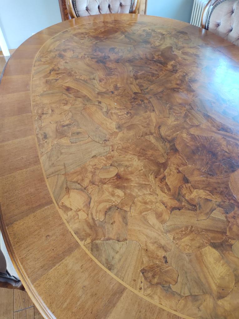 Ovalen tafel met centrale poot, Antiek en Kunst, Ophalen