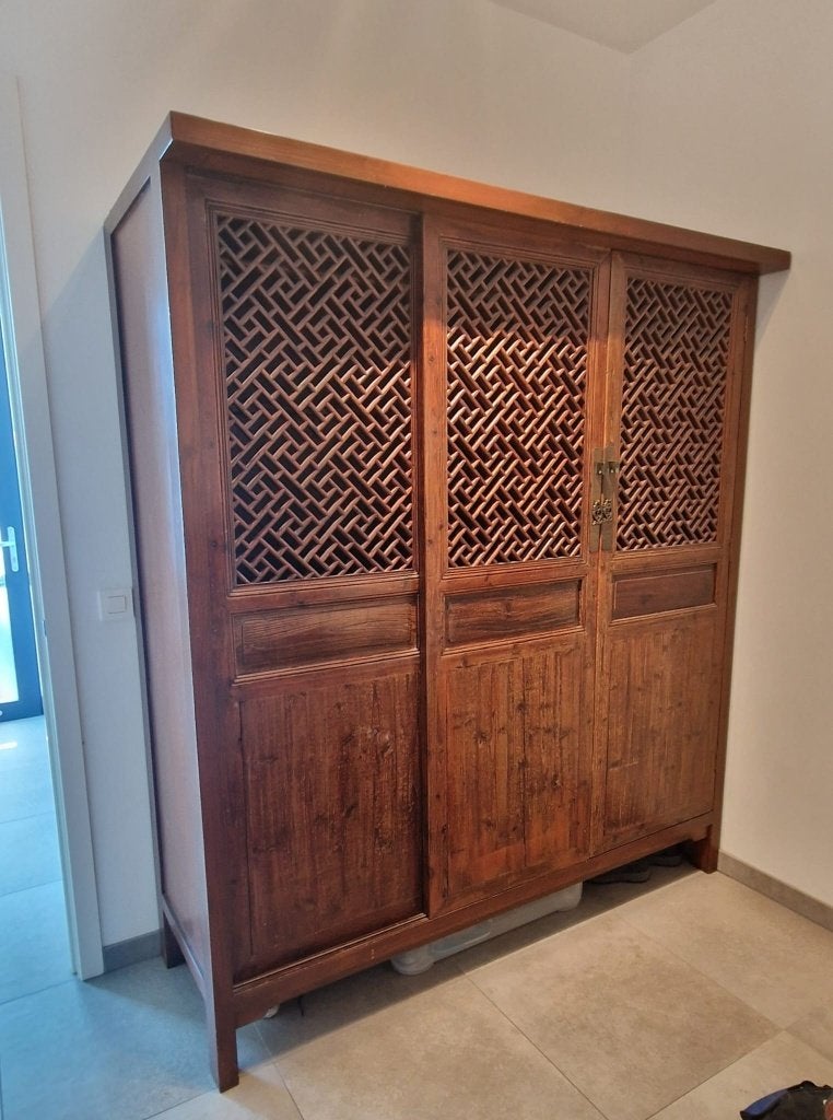 Armoire - Bois - Chine - Garde-Robe, Maison & Meubles, 150 à 200 cm, Comme neuf, Enlèvement, 200 cm ou plus