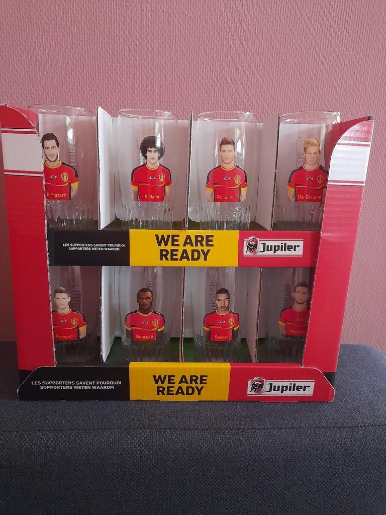 Limited edition verzamelset van 24 glazen rode duivels, Verzamelen, Ophalen of Verzenden