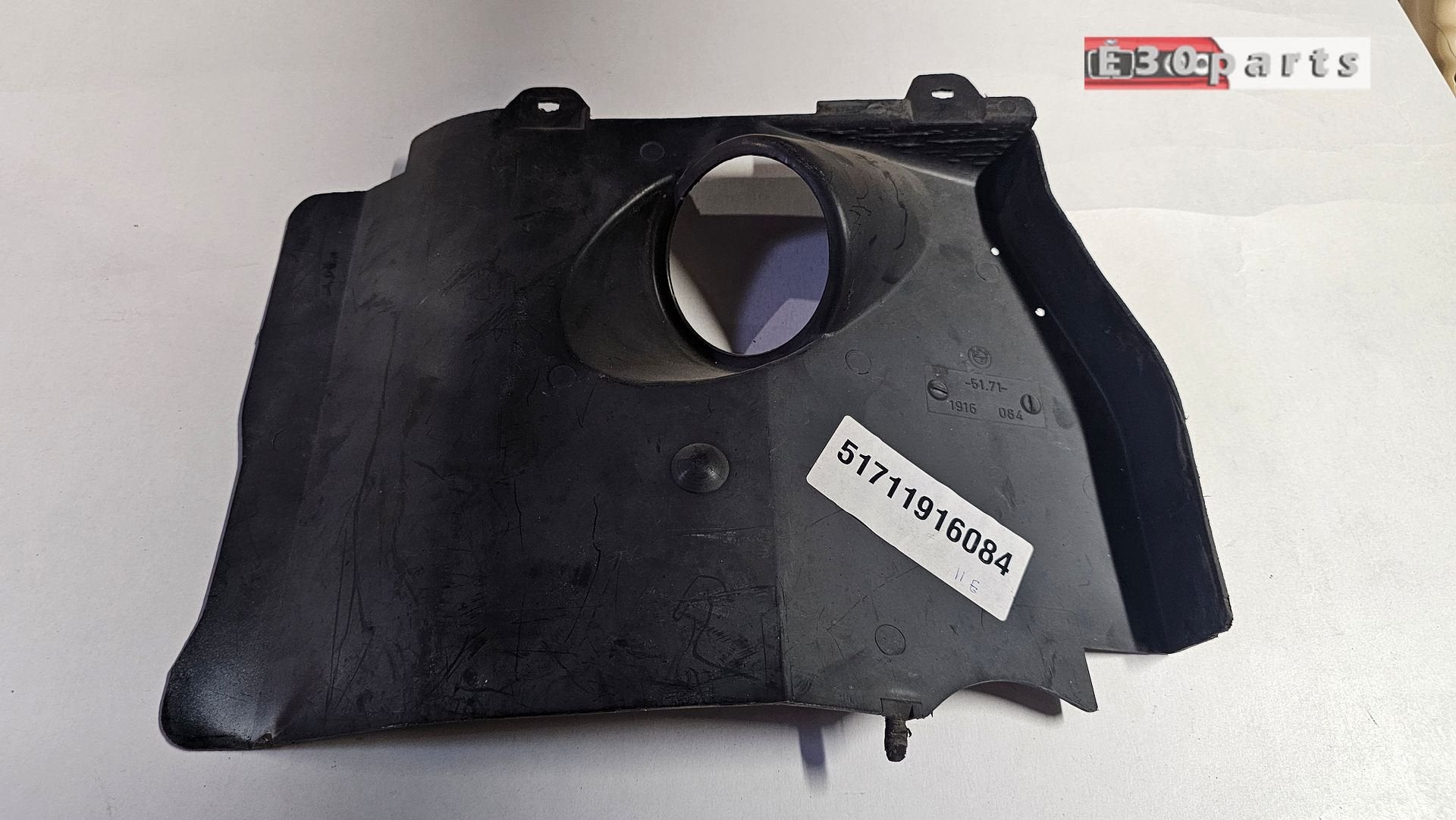 Afdekkap afdekking rechts koplamp BMW 3 serie E30 5171191608, Auto-onderdelen, Gebruikt, -, Ophalen of Verzenden, -