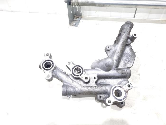 Support (divers) d'un Toyota Avensis, -, 3 mois de garantie, Toyota, Utilisé