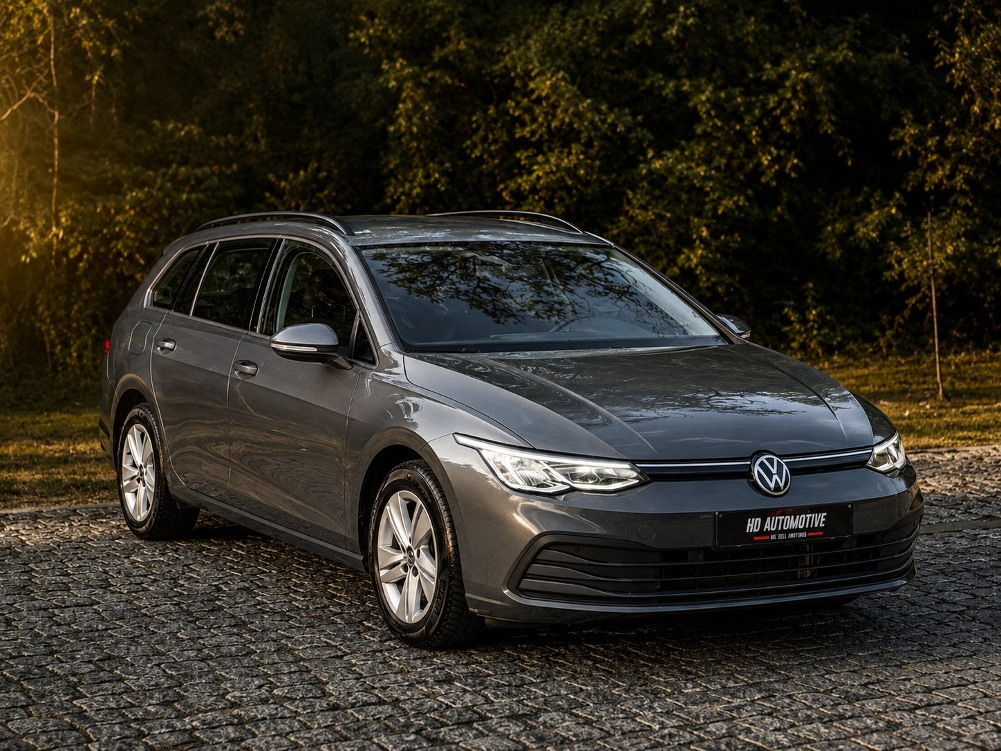 VW Golf 8 Variant 1.5 eTSI ACT Life | 2023 | TVA INCLUSE !, Autos, Achat, Entreprise, Garantie prolongée, Entretenue par le concessionnaire