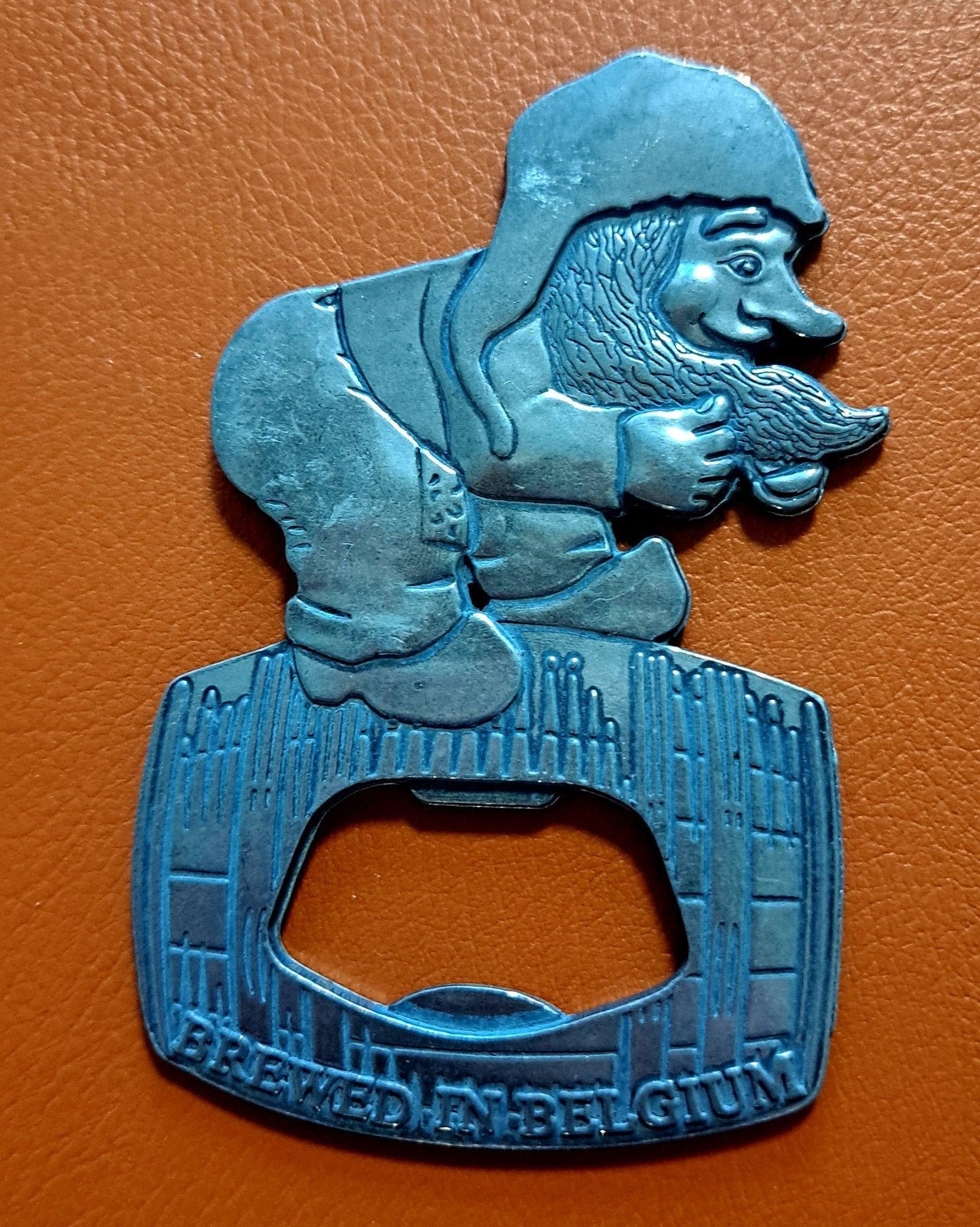 chouffe flessenopener, Ophalen