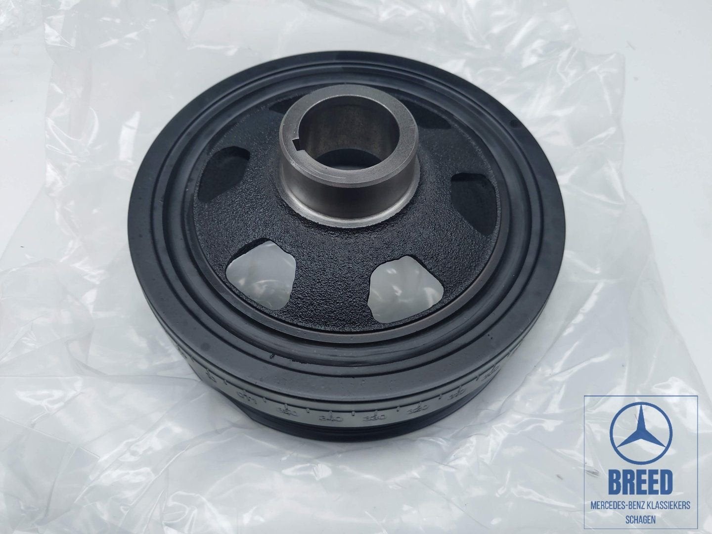 NOS krukaspoelie/demper voor Mercedes-Benz M113 motor, Autos : Pièces & Accessoires, Moteurs & Accessoires, Neuf, Enlèvement ou Envoi