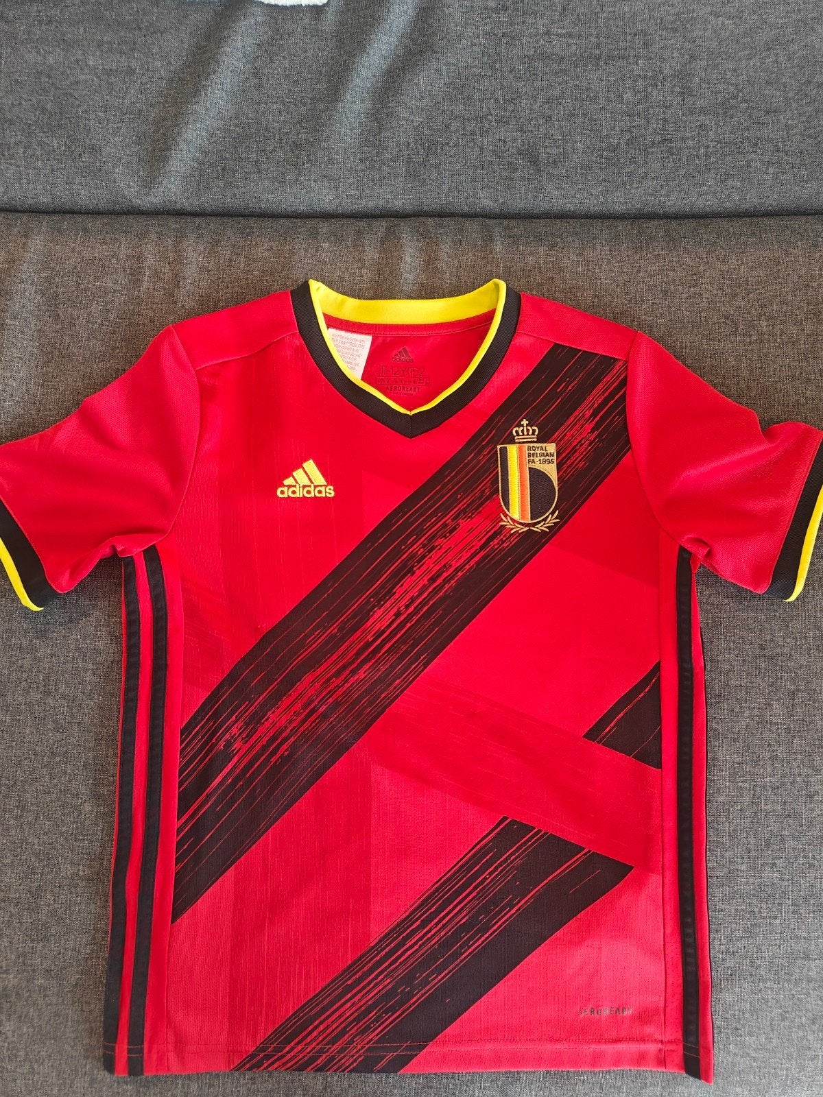Maillot Kevin De Bruyne Red Devils taille 152 11/12y Adidas, Enfants & Bébés, Vêtements enfant | Taille 152, Adidas, Garçon ou Fille