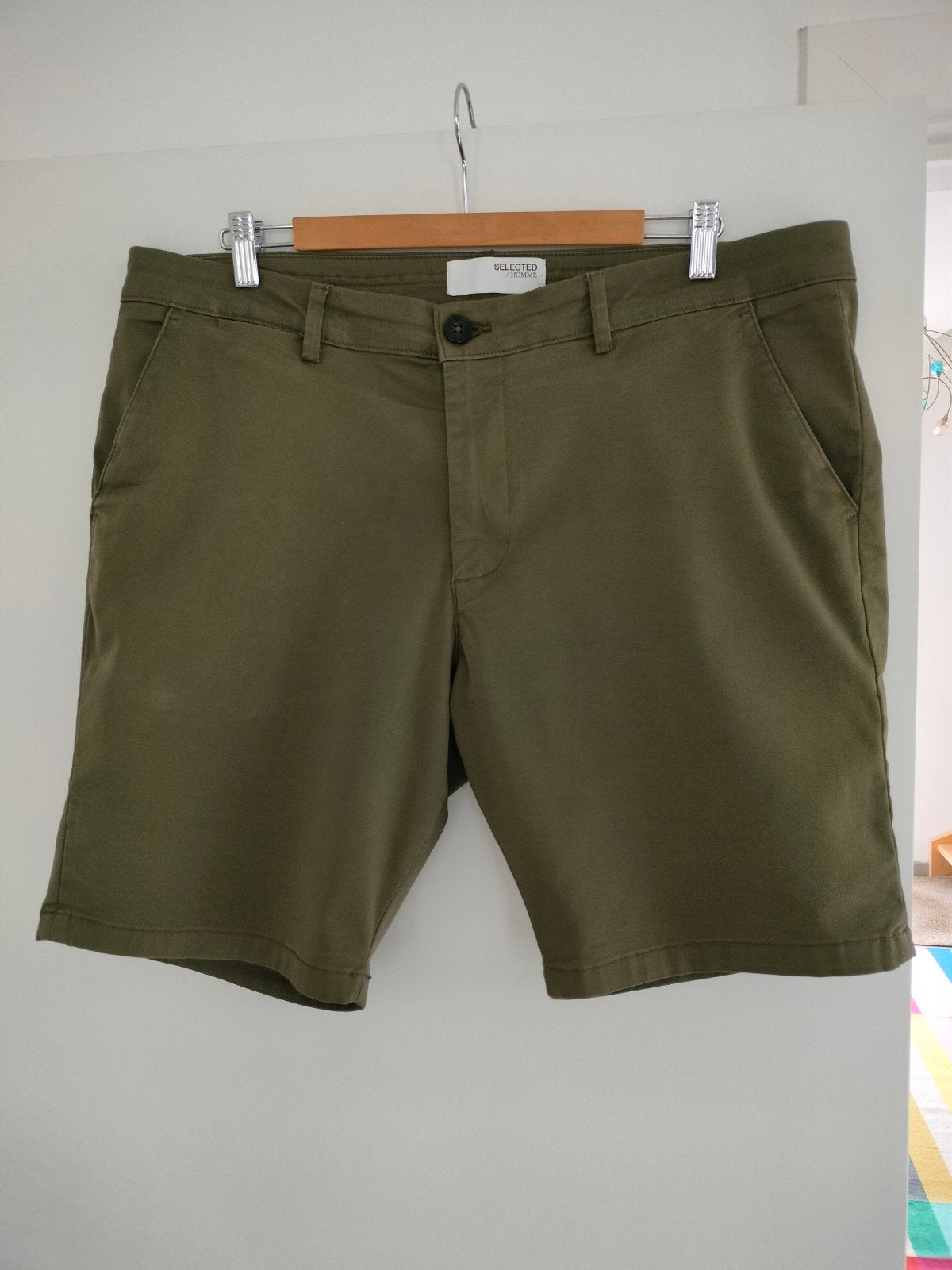 Herenshort XXL Selected Hommes. met stretch, kakhi. nieuw!, Neuf, Enlèvement ou Envoi, Taille 56/58 (XL), Vert