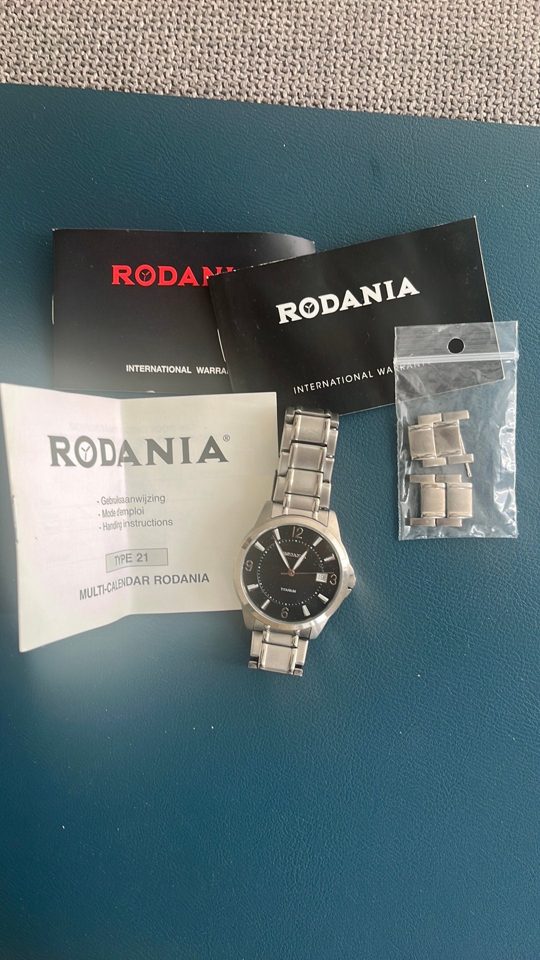 Rodania horloge, Ophalen, Zo goed als nieuw