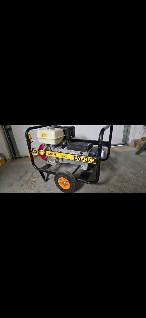 Groupe électrogène 8kva, Bricolage & Construction, Enlèvement, Utilisé, 5 à 10 kVA, Essence