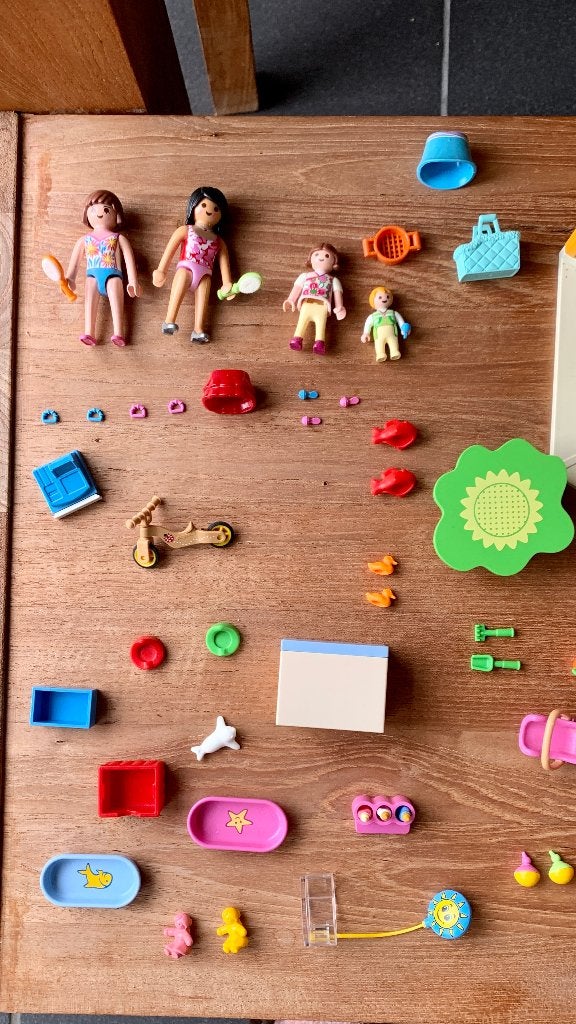 PLAYMOBIL City Life 5570 — École maternelle/groupe de jeu, Comme neuf, City life, Figurines, Kit complet