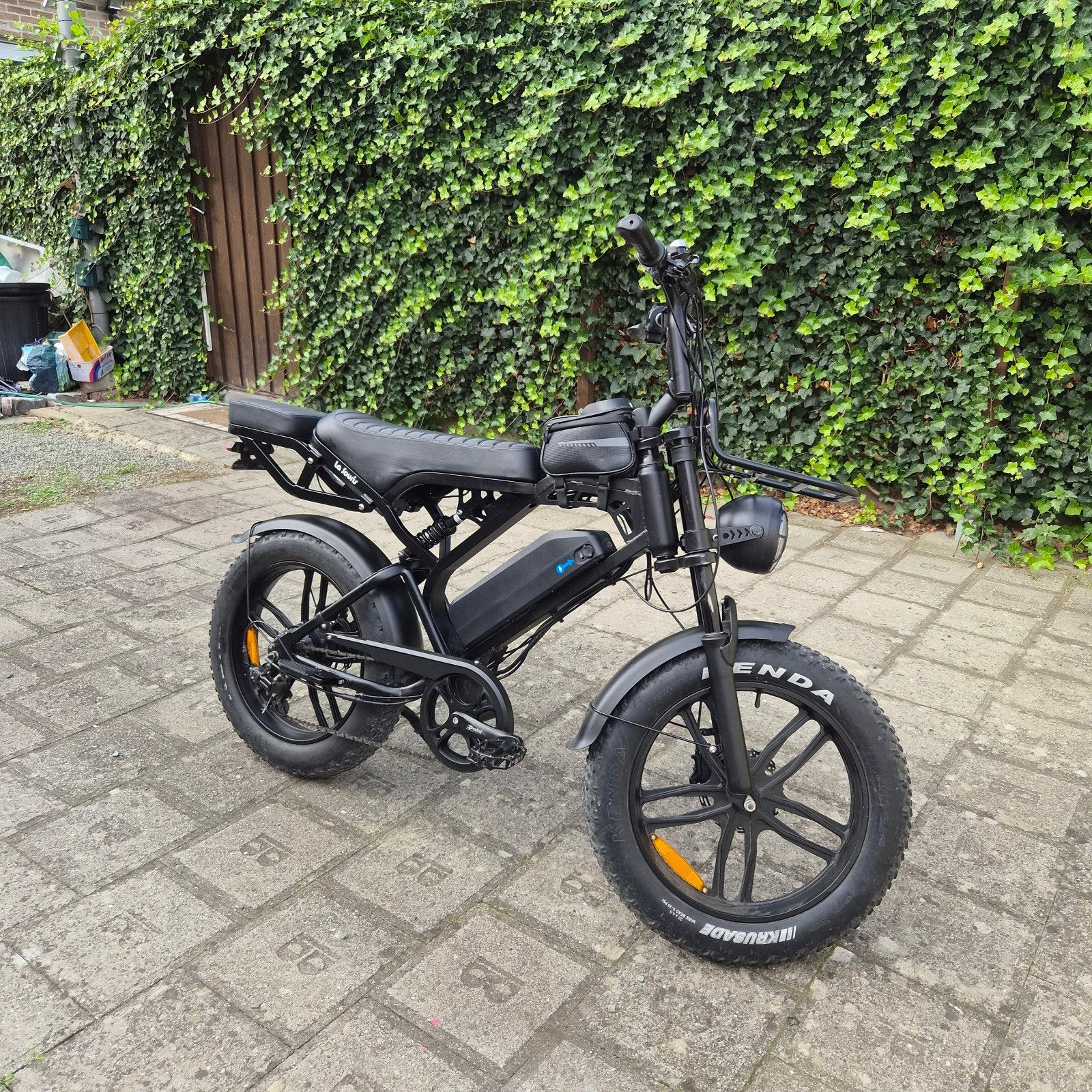 fatbike v20 pro noir édition spéciale, Vélos & Vélomoteurs, Enlèvement, Comme neuf, 30 à 50 km par batterie, Autres marques