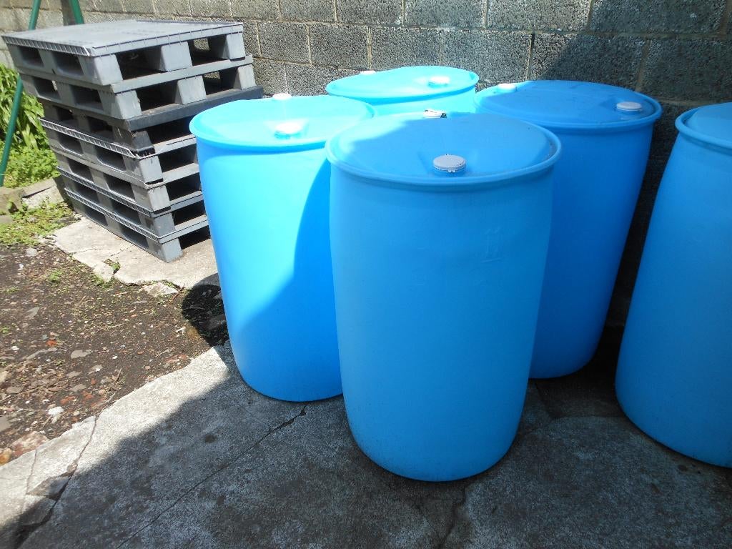baril eau de pluie de 200 litres, 150 litres ou plus, Enlèvement, Comme neuf, Synthétique