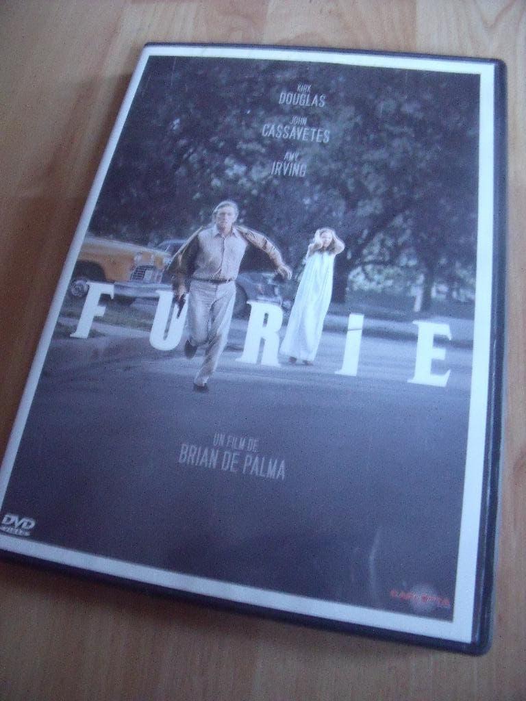 Furie (Kirk Douglas-John Cassavetes), CD & DVD, DVD | Classiques, Science-Fiction et Fantasy, 1960 à 1980, Envoi, Comme neuf