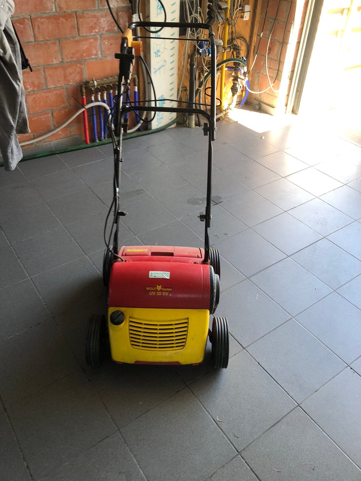 Verticuteermachine elektrisch, Enlèvement, Comme neuf, Électrique