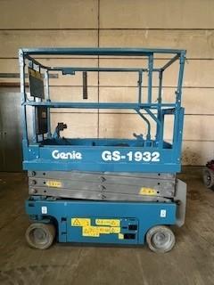 Genie GS-1932 Schaarlift, Ophalen