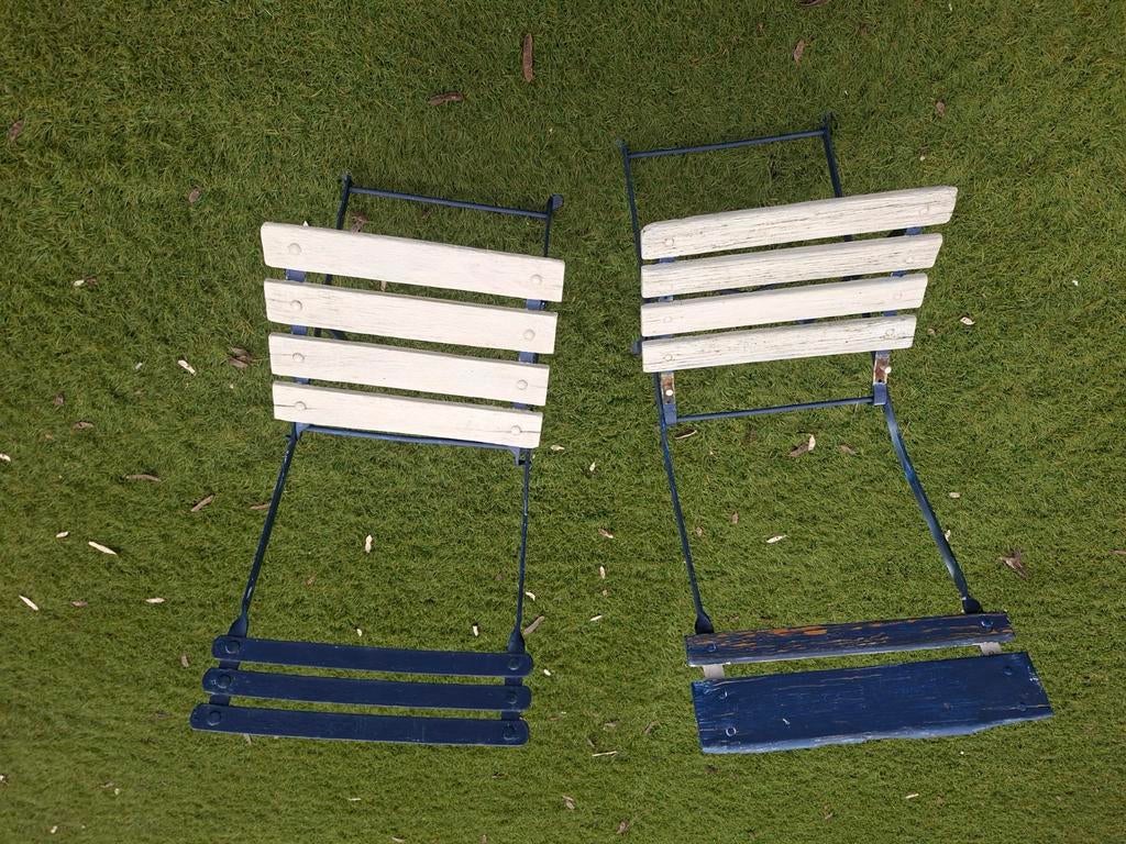 2 chaises de café anciennes, Enlèvement