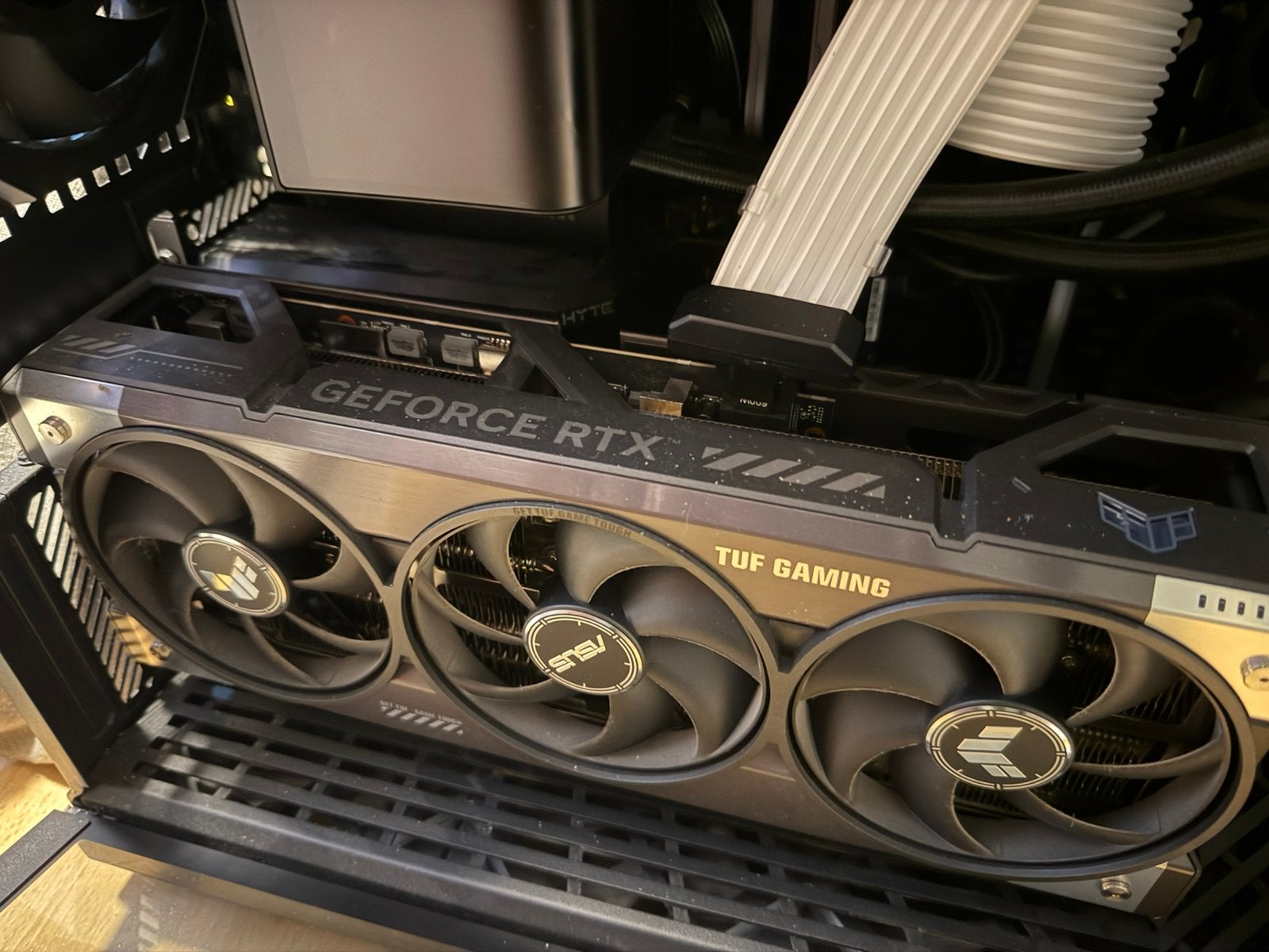 Geforce rtx 5090, Computers en Software, Ophalen of Verzenden, Zo goed als nieuw, Nvidia