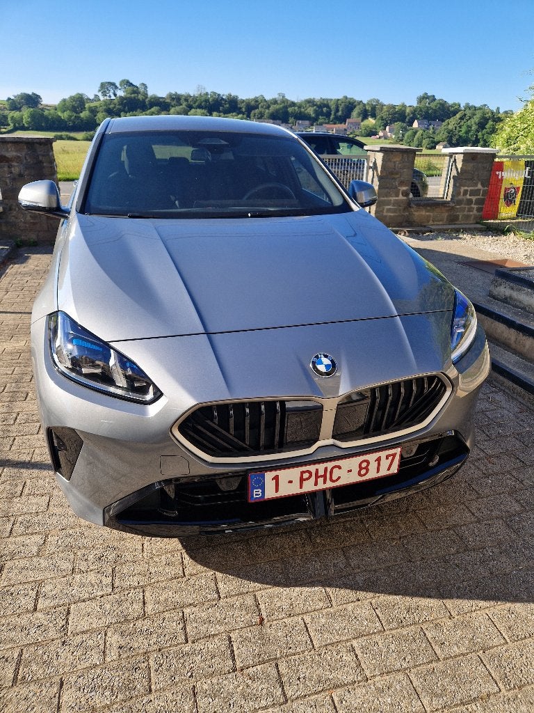 Voiture BMW serie1 f70 2025, Achat, Euro 6, Noir, 5 portes