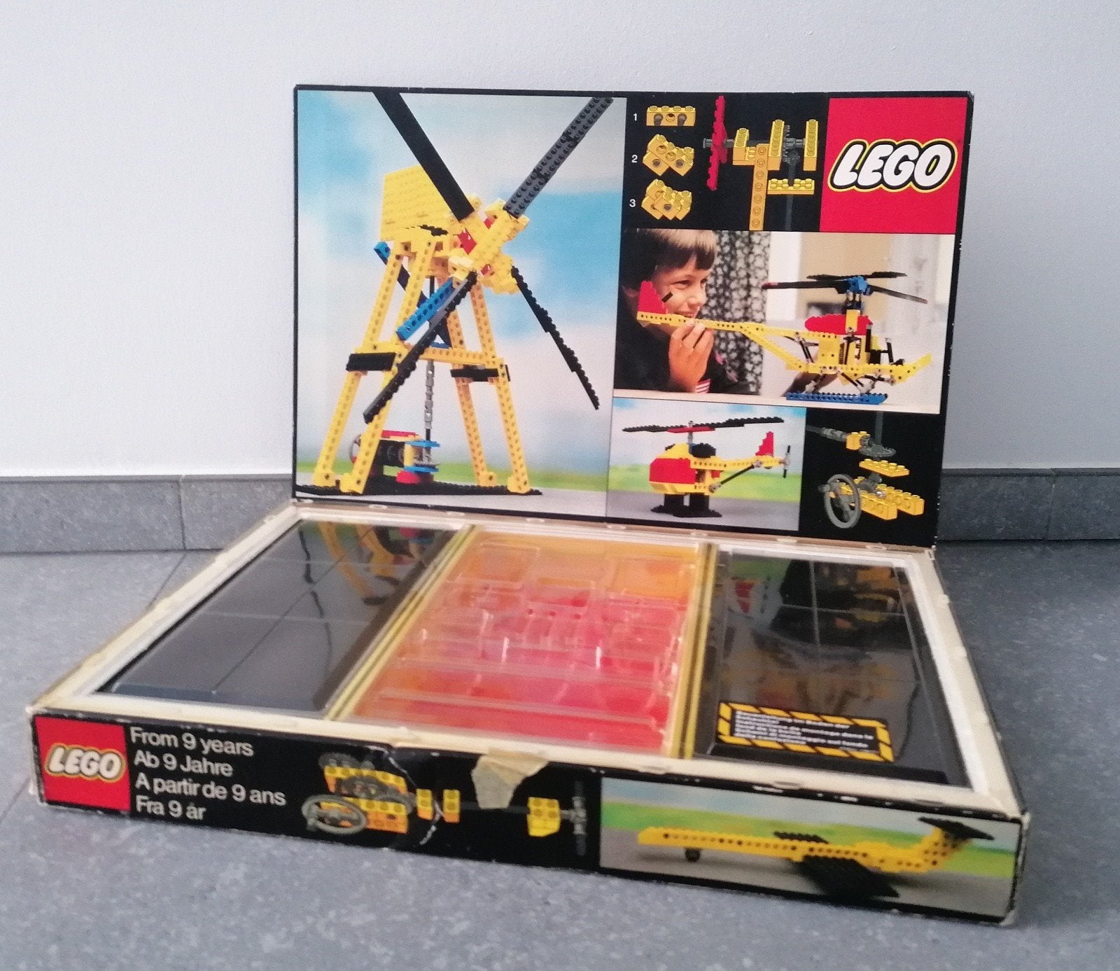 Lego Technic 852 Helicopter

Complete set in perfecte staat., Kinderen en Baby's, Ophalen of Verzenden, Complete set, Lego, Technic