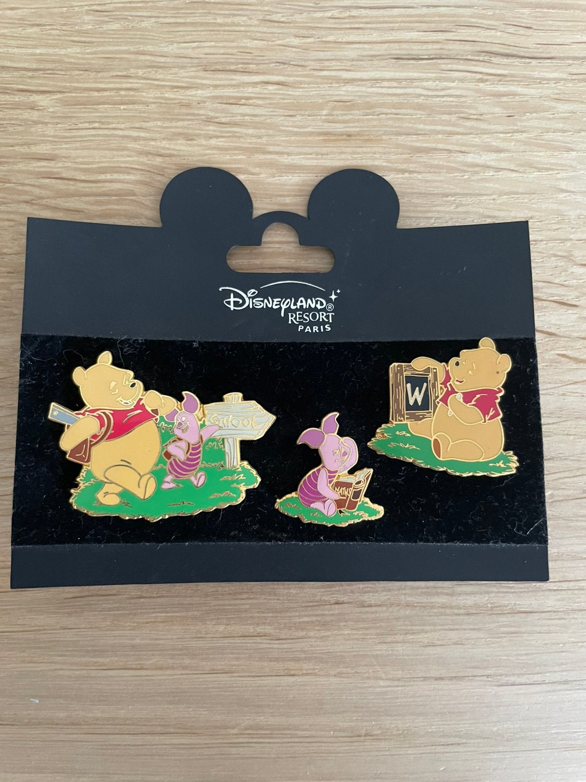 3 pins Disney Winnie The Pooh - Disneyland Resort Paris, Verzamelen, Verzenden, Nieuw