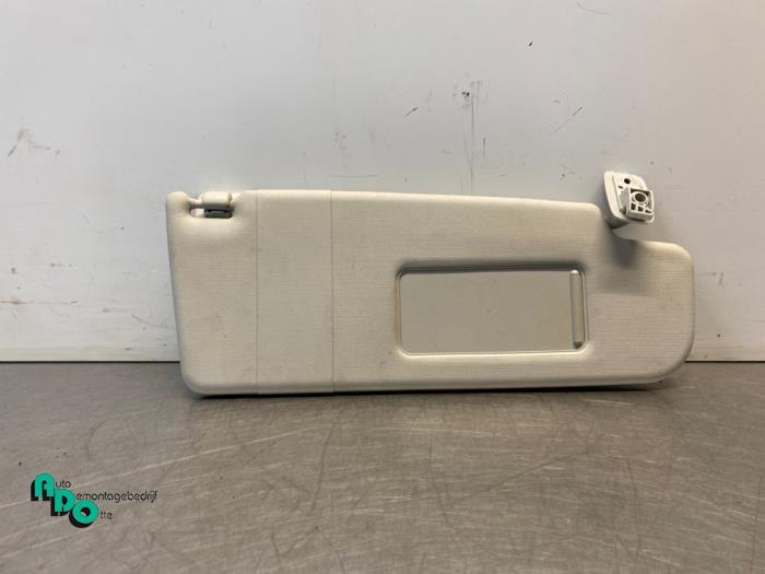 Zonneklep van een Volkswagen Golf (Golf 09-), Gebruikt, -, Volkswagen, -